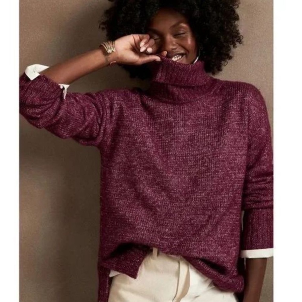 BANANA REPUBLIC X REPREVE Cozy Oversized Turtleneck Sweater in Beet Root XS